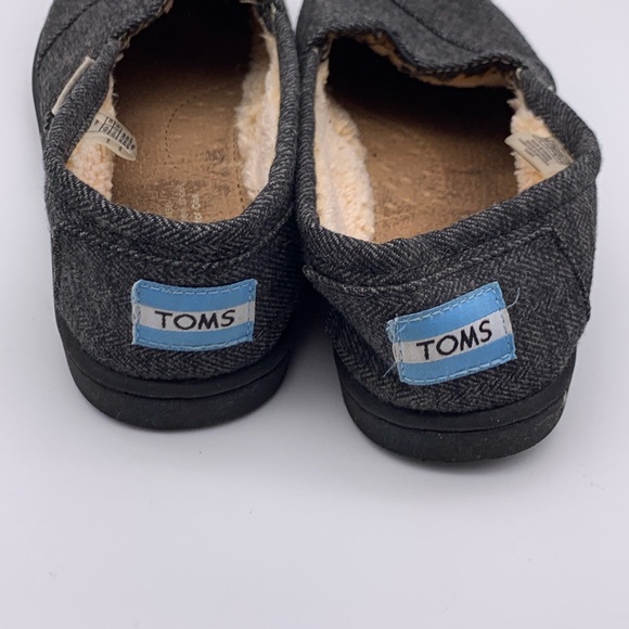 TOMS fur lined - Picture 3 of 7